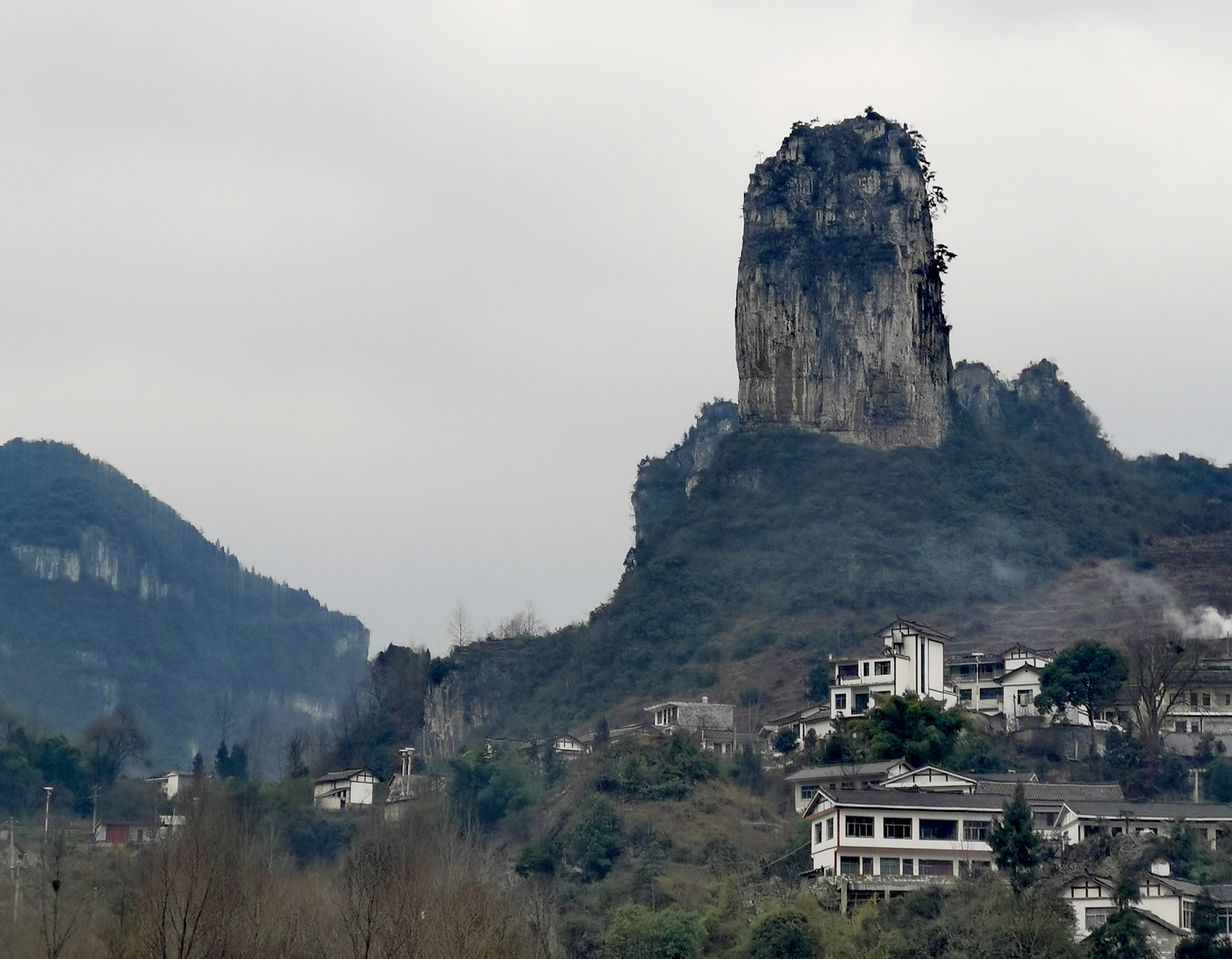 化作乡枪杆岩红色文化旅游景区