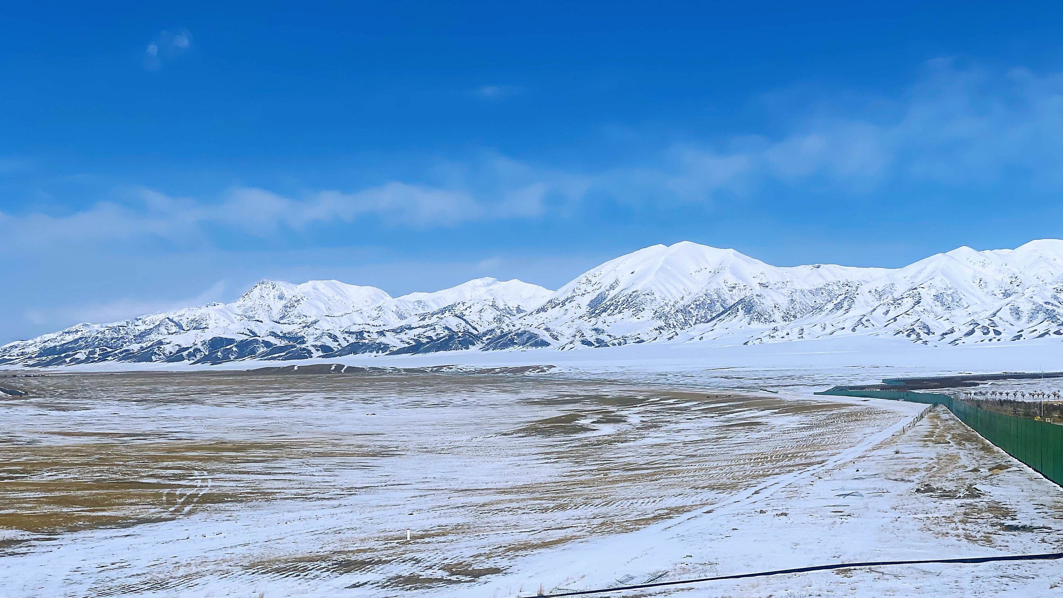 博尔塔拉美食-赛里木湖品味酉域餐厅