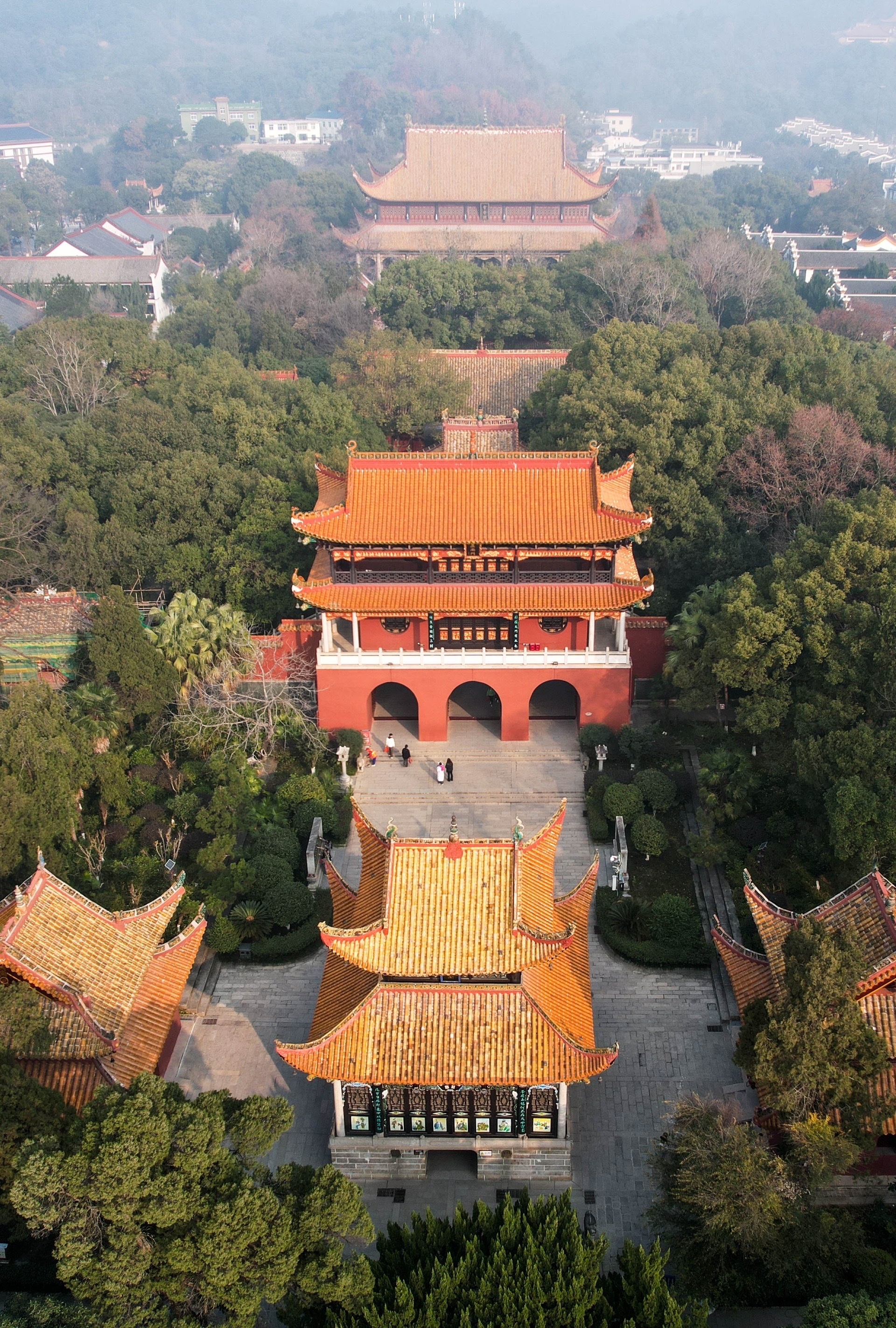 正月初五,南岳衡山大庙之烧香祈