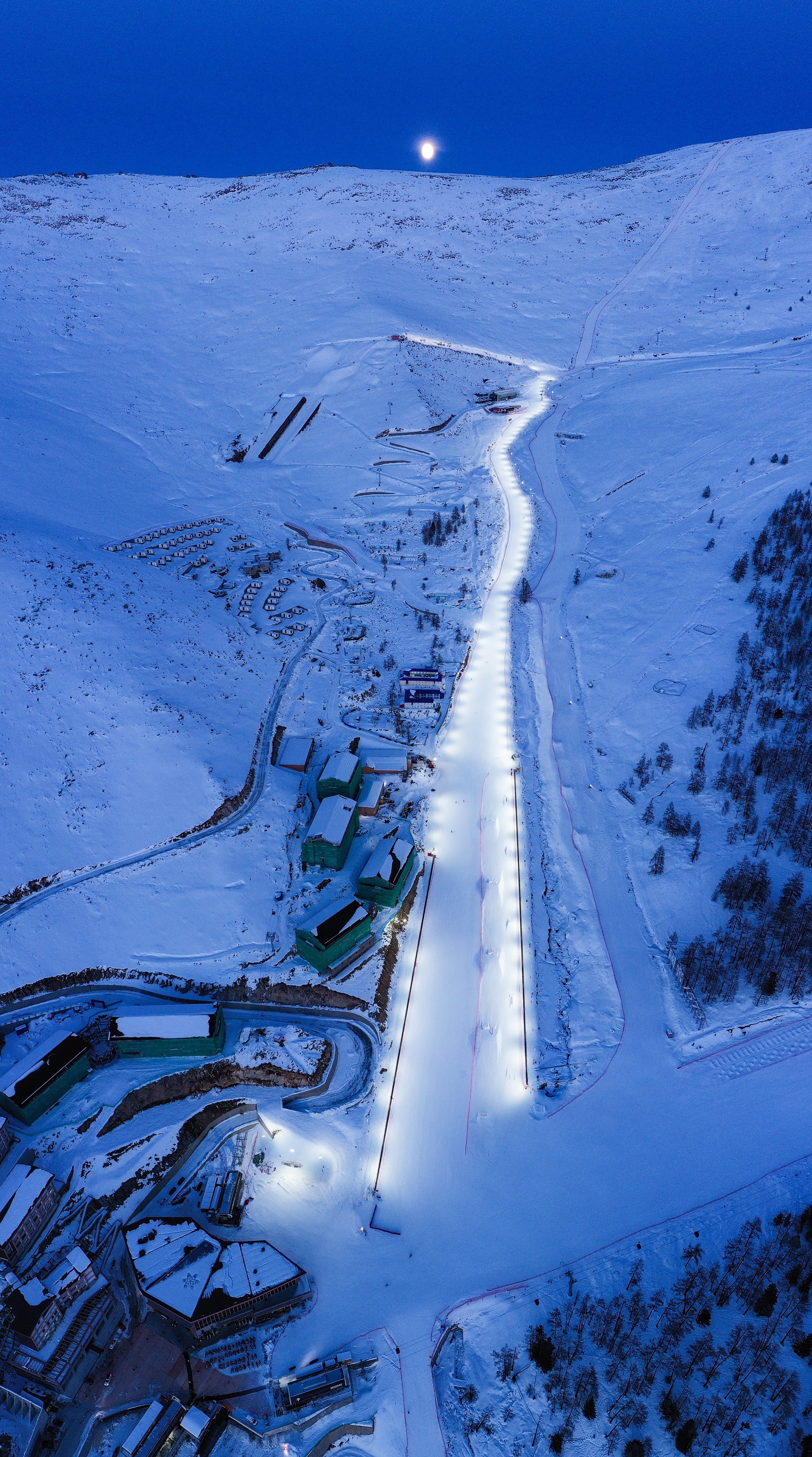 可可托海滑雪场雪道图图片