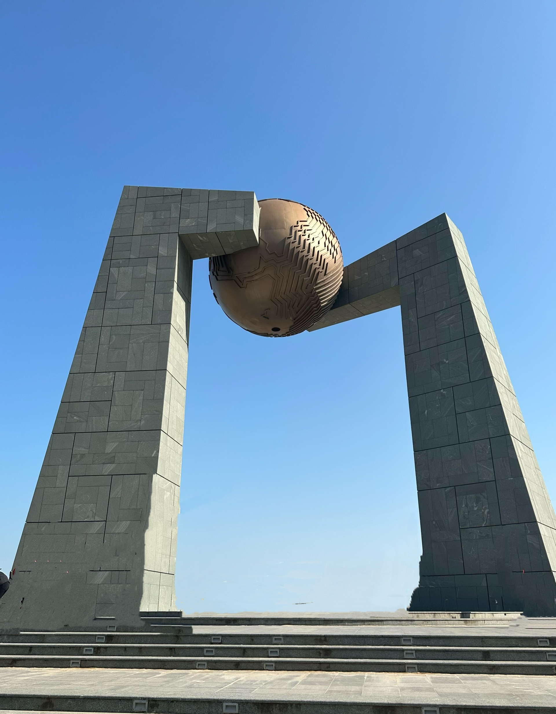 汕头南澳岛,北回归线自然之门