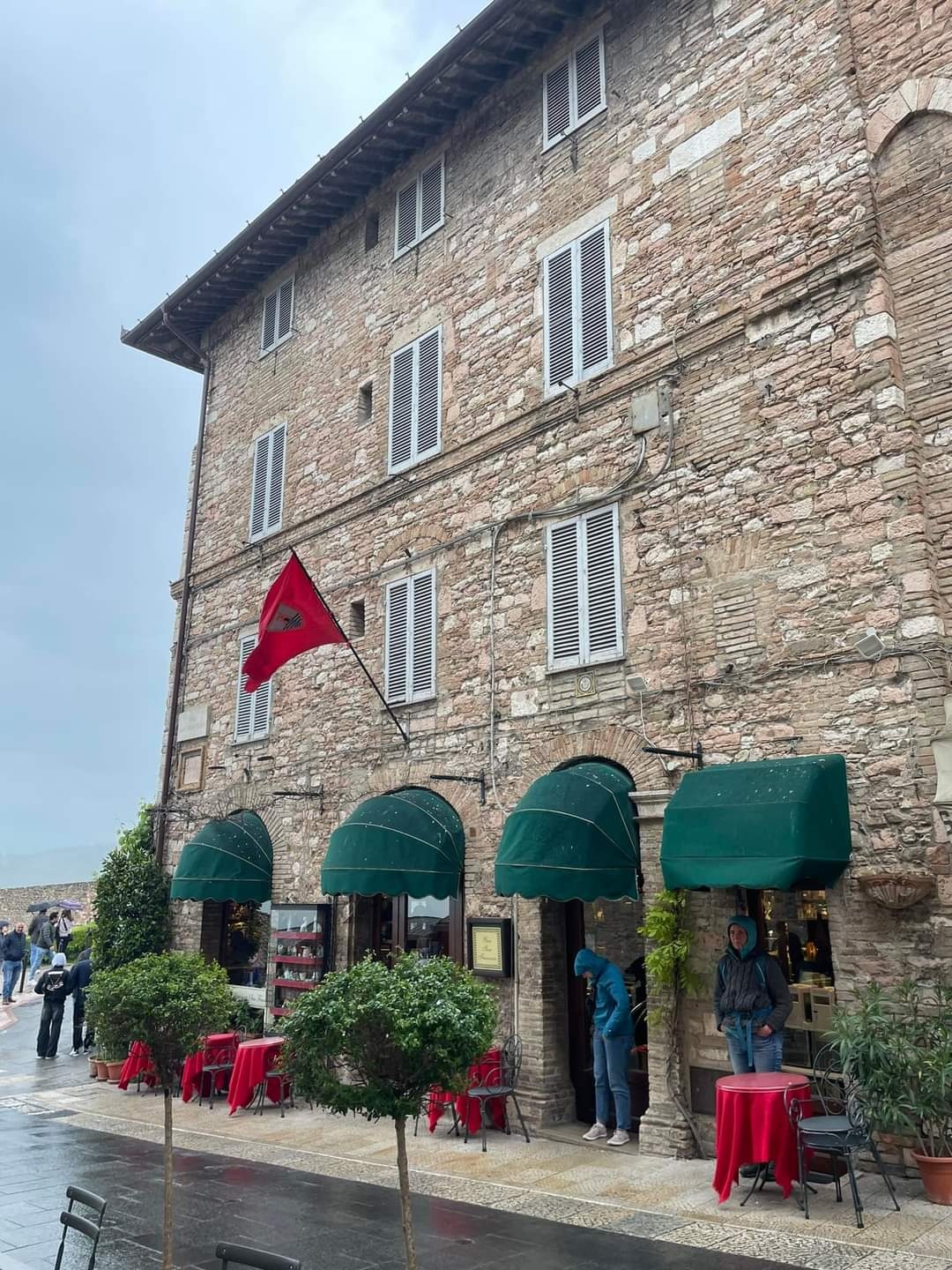 意大利翁布里亚大区佩鲁贾省的一个城市阿西西assisi