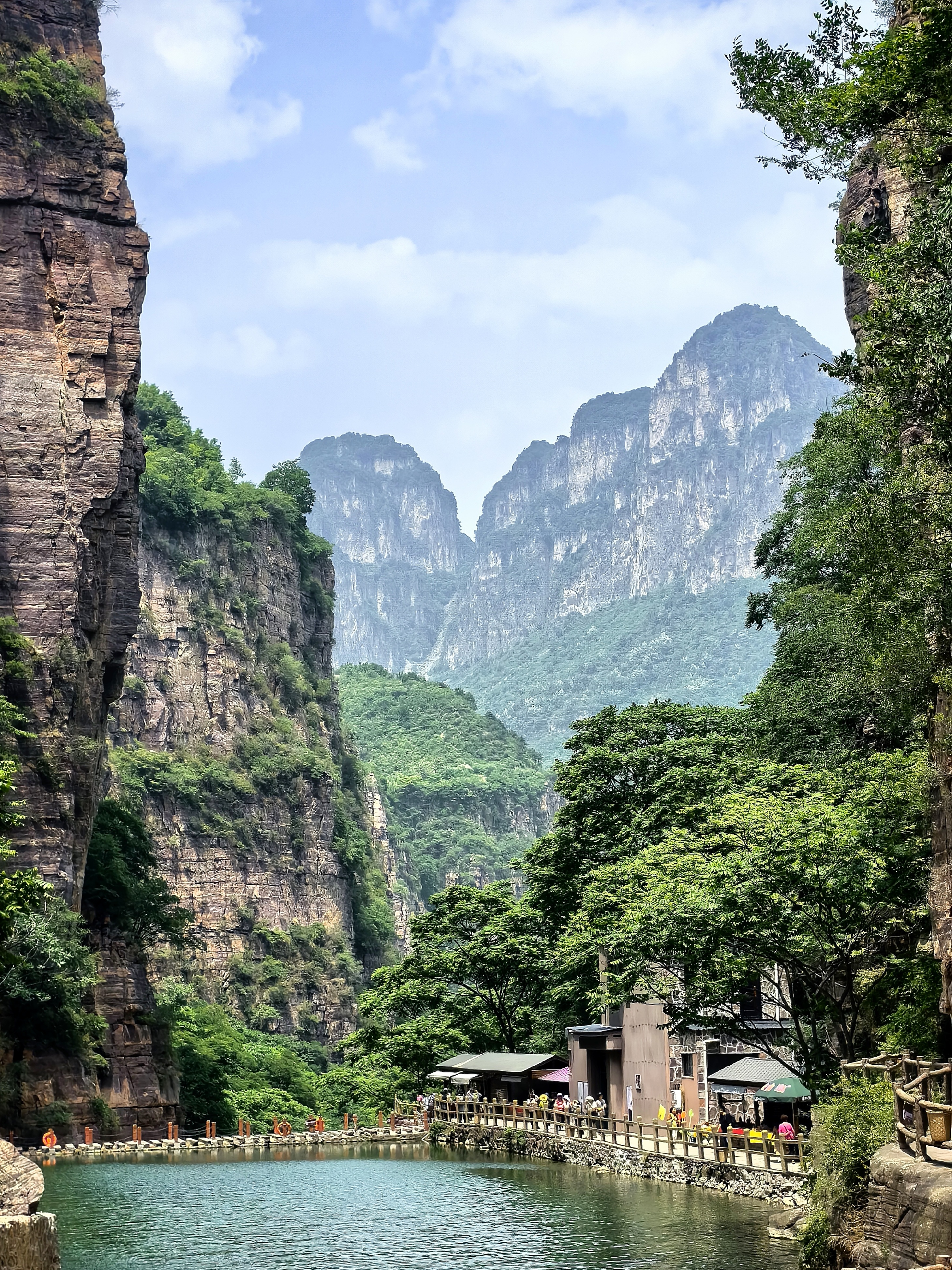 丹分沟大峡谷图片