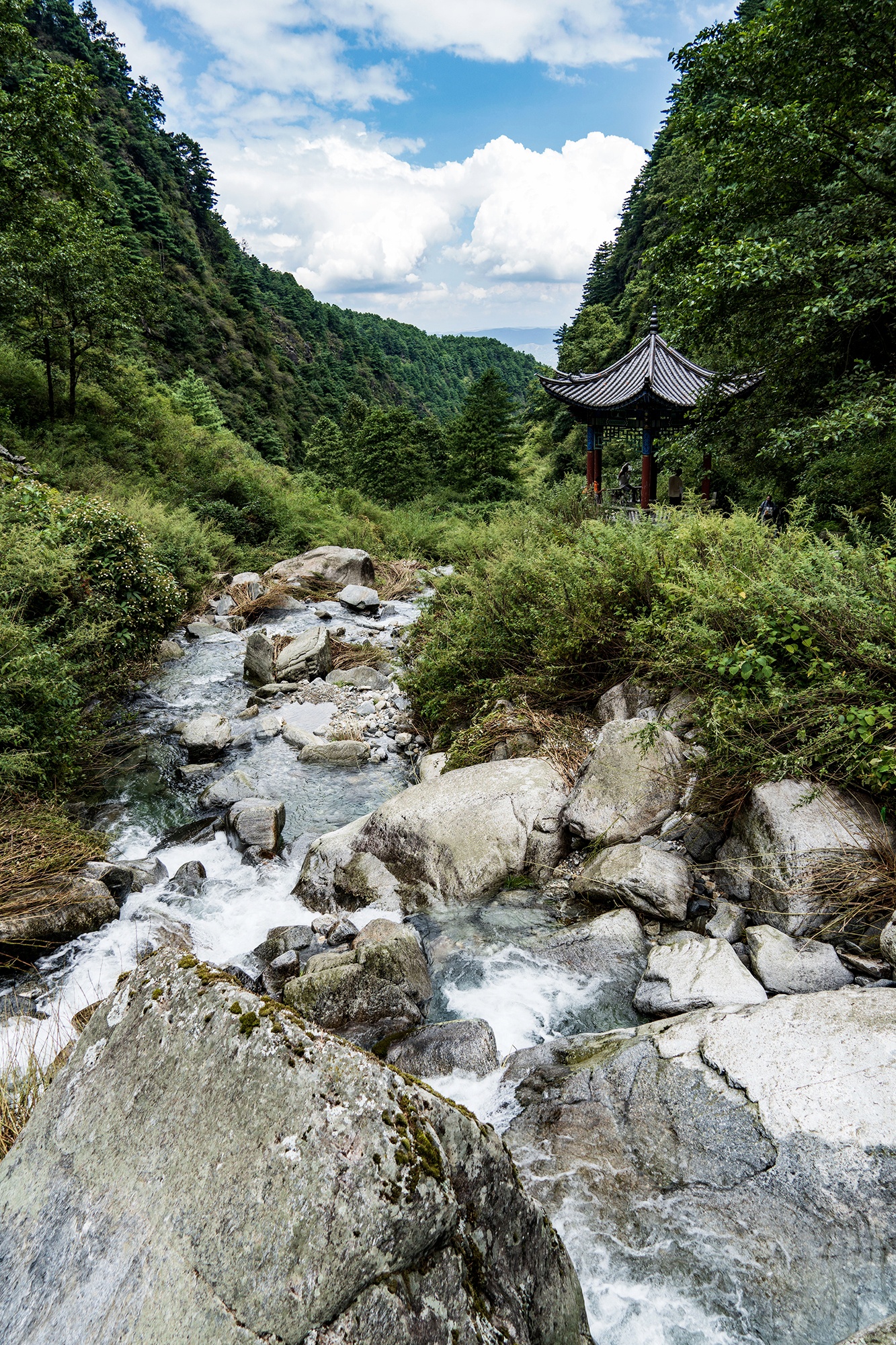 大理苍山清碧溪瀑布攻略,最美峡谷溯溪路