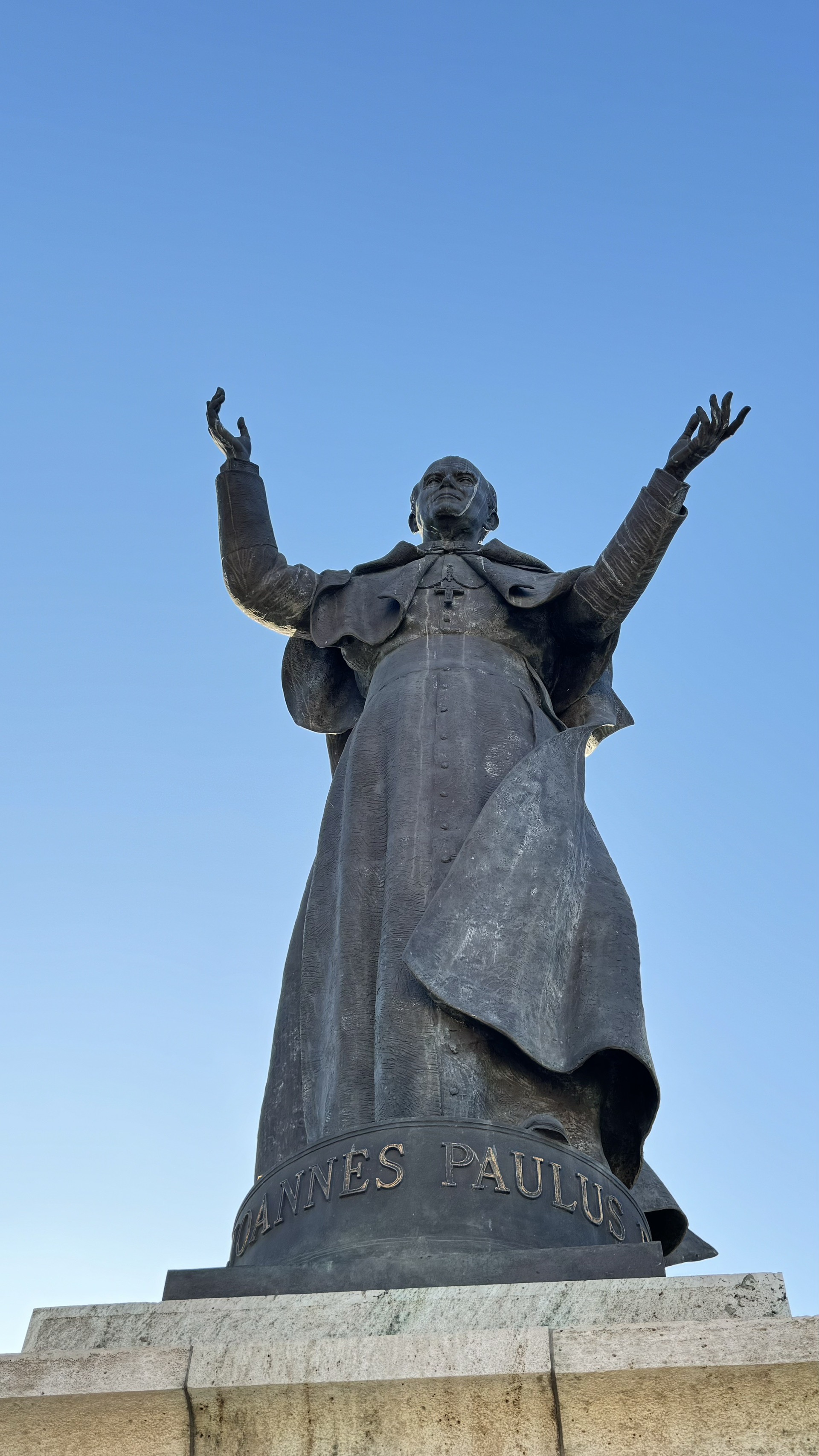 教皇约翰·保罗二世纪念碑monumento al papa