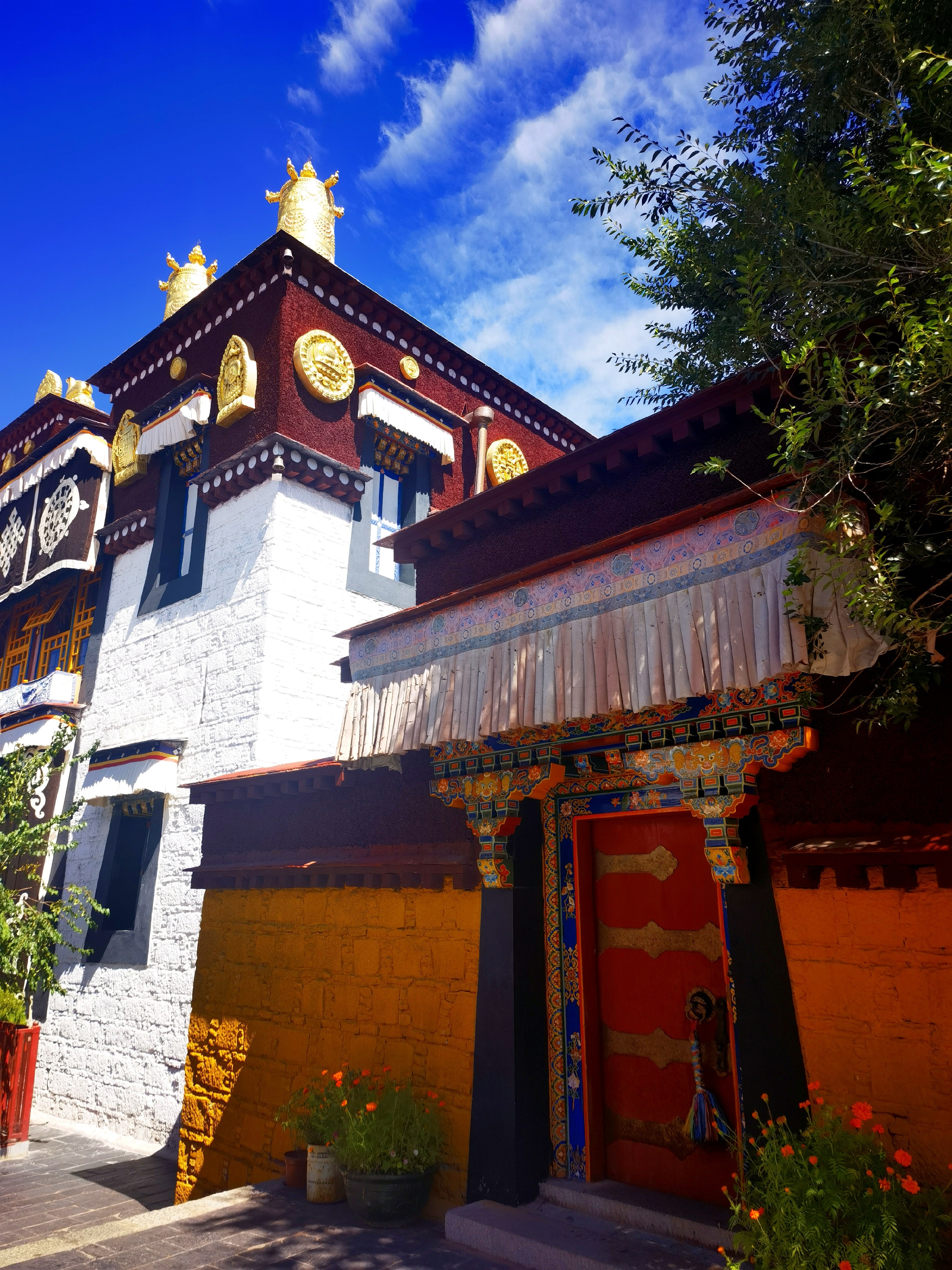 漫游拉萨之功德林寺