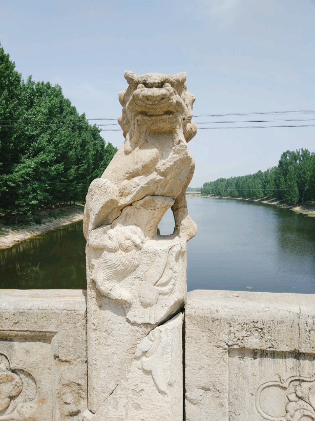 平阴县东阿镇老城内  99门票信息:  免费  78tips:  永济桥横跨于