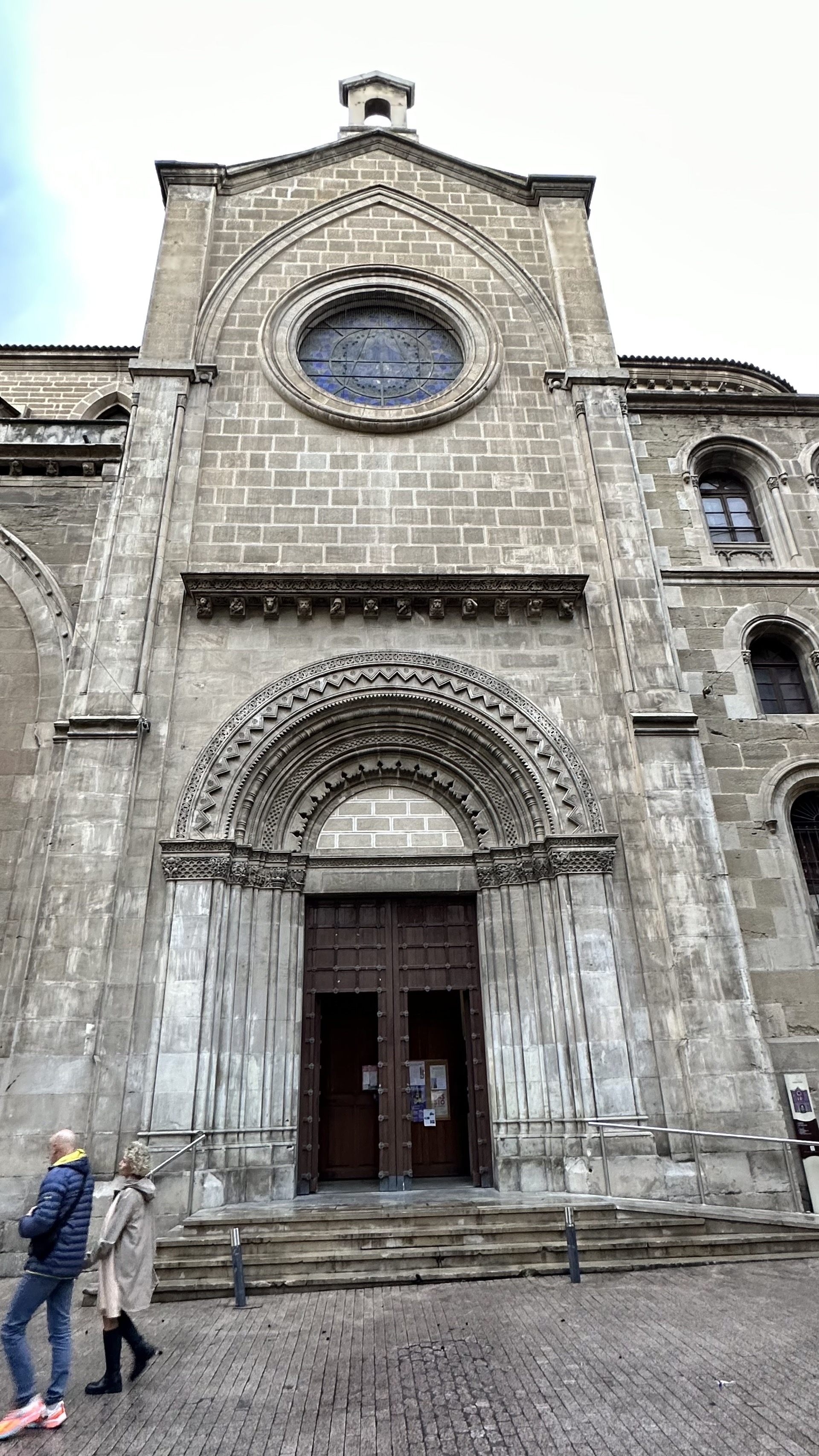 sant joan, 25007 lleida 圣胡安教堂是莱里达市(西班牙)的一座纪念碑