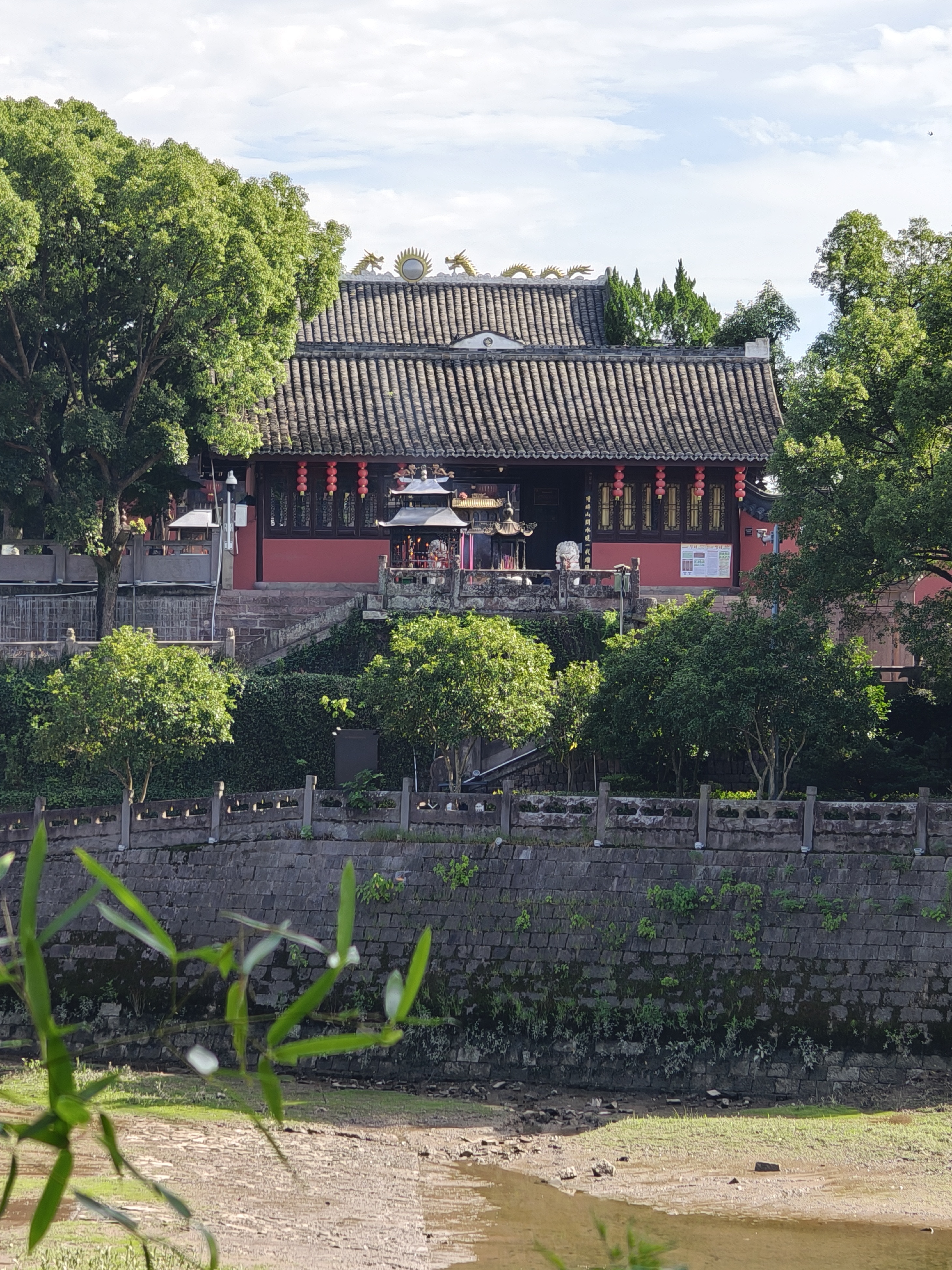 鄞江,四明首镇;它山堰,国保水利.