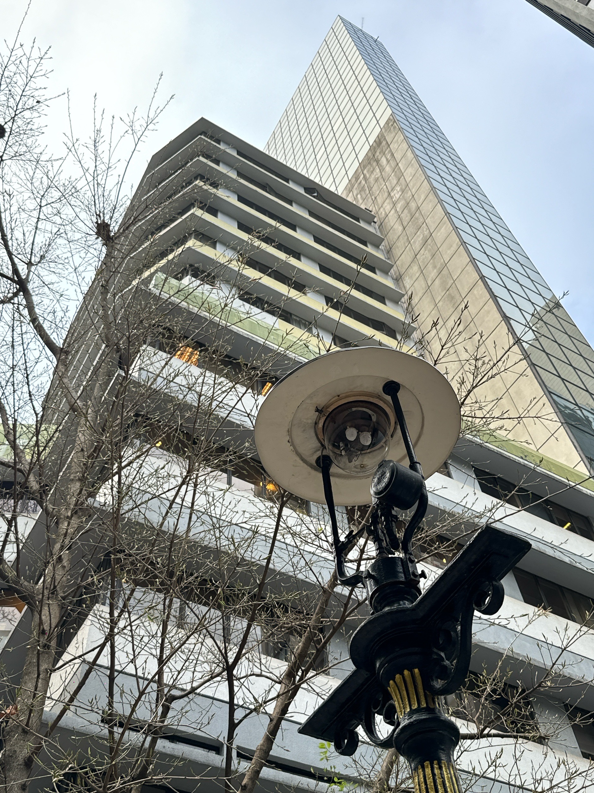 顺路打卡都爹利街石阶及煤气灯